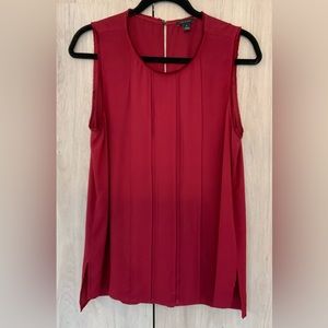 Stunning sleeveless burgundy blouse